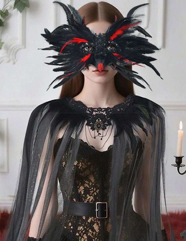 Gothic Demon Horn Mask — Black